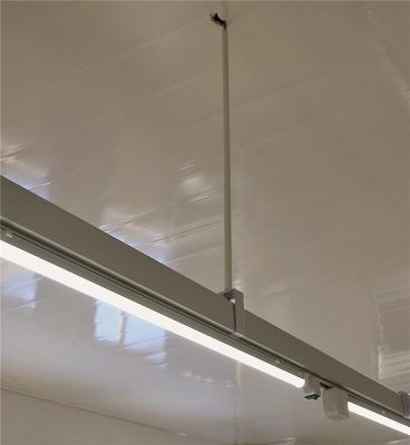 新厂房生产辅助设备 动力桥架与日光灯桥架的集成应用及江苏产品网日光灯支架推荐